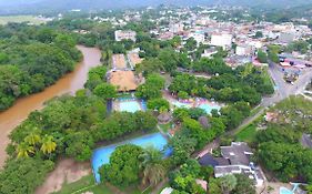 Hotel Guadaira Resort